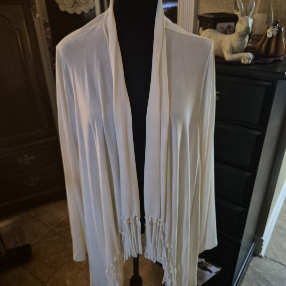 Elegant Cream Fringe Cardigan